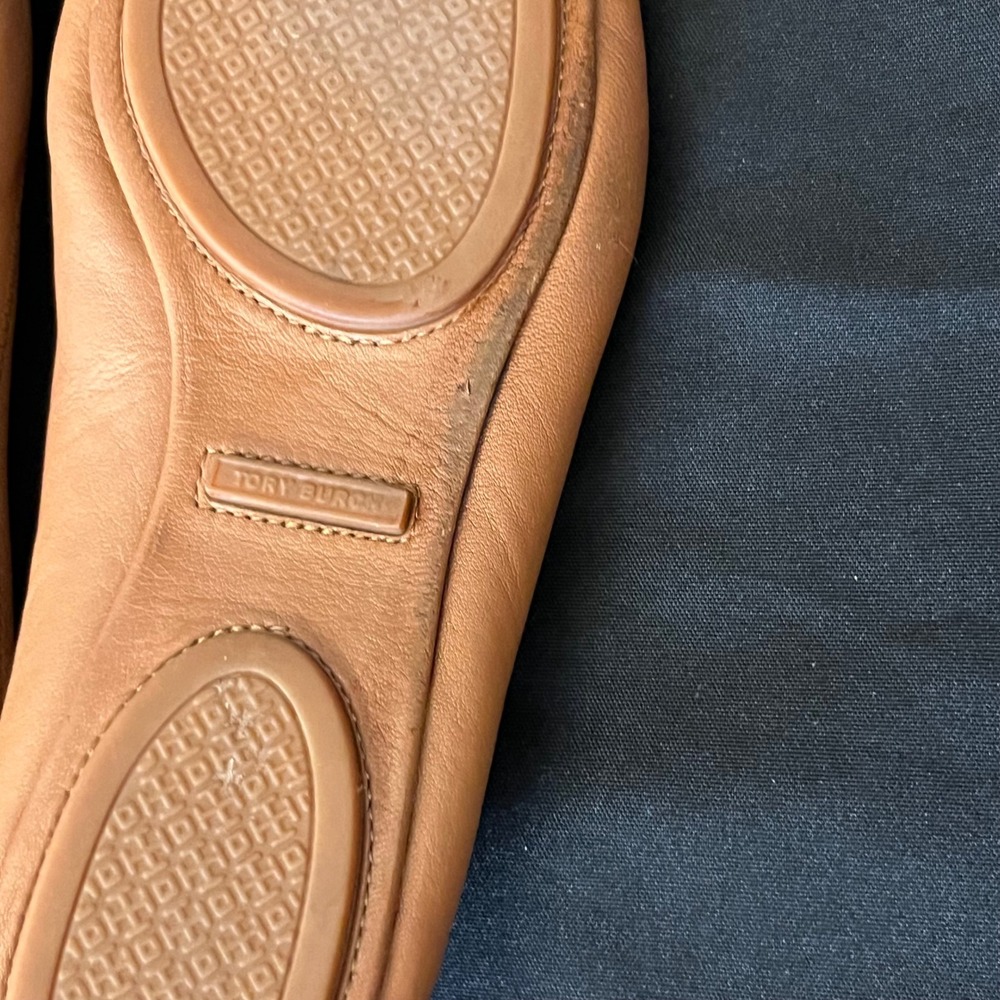 Tory Burch Eleanor Ballet Flats Tan Leather Gold Logo Round Toe Women Size 9 - Picture 10 of 11
